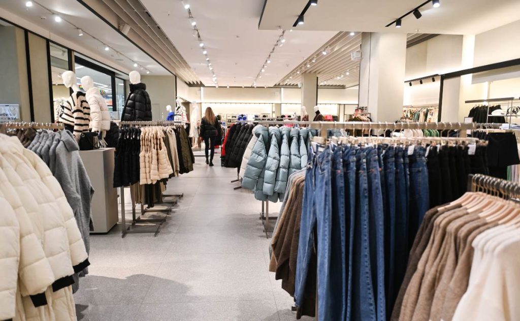 boutique vs fast fashion